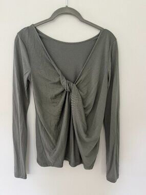 Athleta sage green waterfall back long-sleeve top XXS